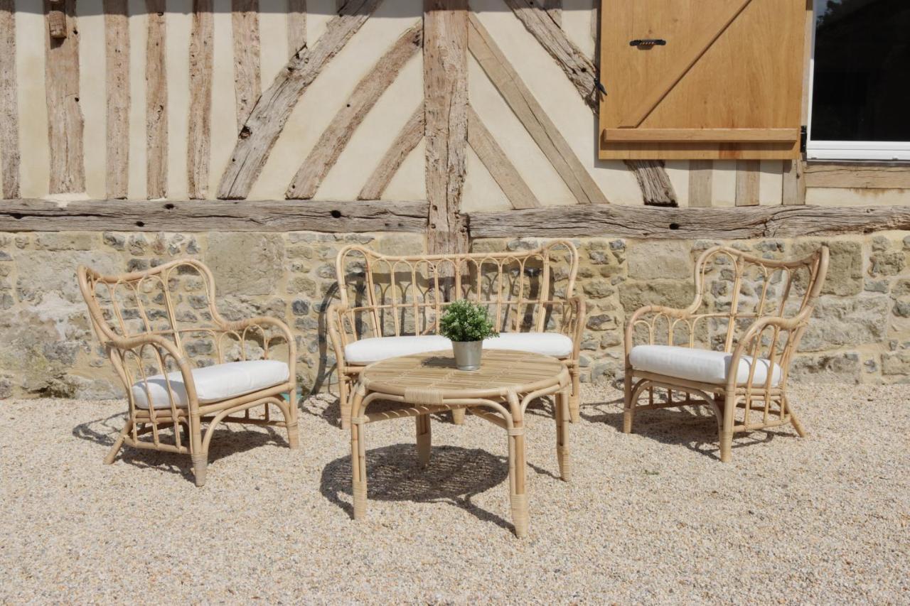Les Maisons De Charlotte Glanville Esterno foto
