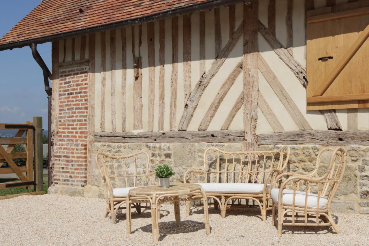 Les Maisons De Charlotte Glanville Esterno foto
