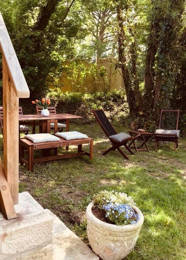 Les Maisons De Charlotte Glanville Esterno foto